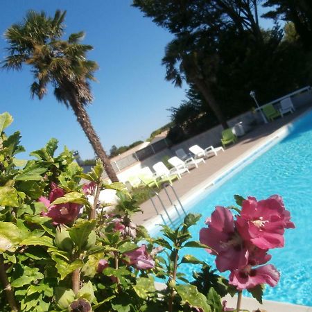 Le Clos Fleuri Hotel Medis ภายนอก รูปภาพ